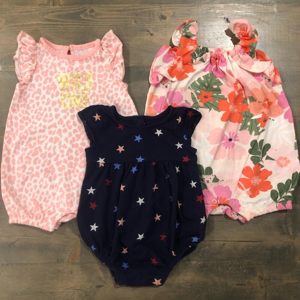 Onsie lot
